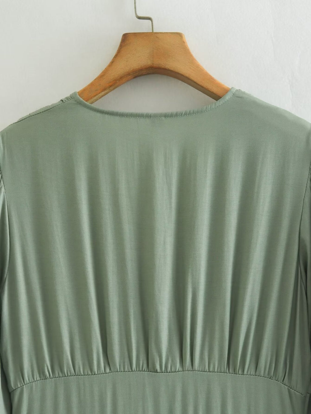 Spring Women Clothing Army Green Long Sleeve Pleated Dress
