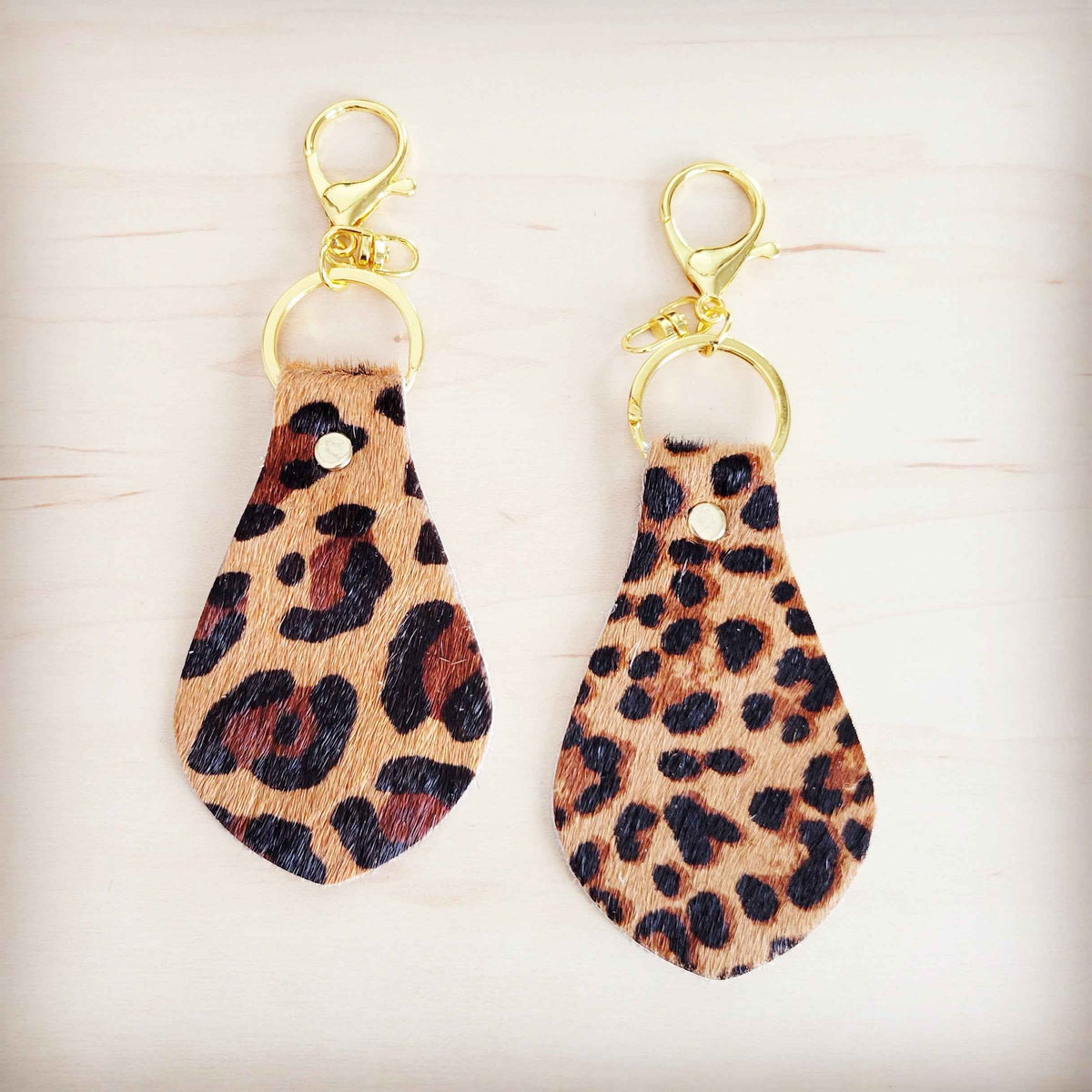 **Hair-on-Hide Leather Key Chain - Leopard 700z