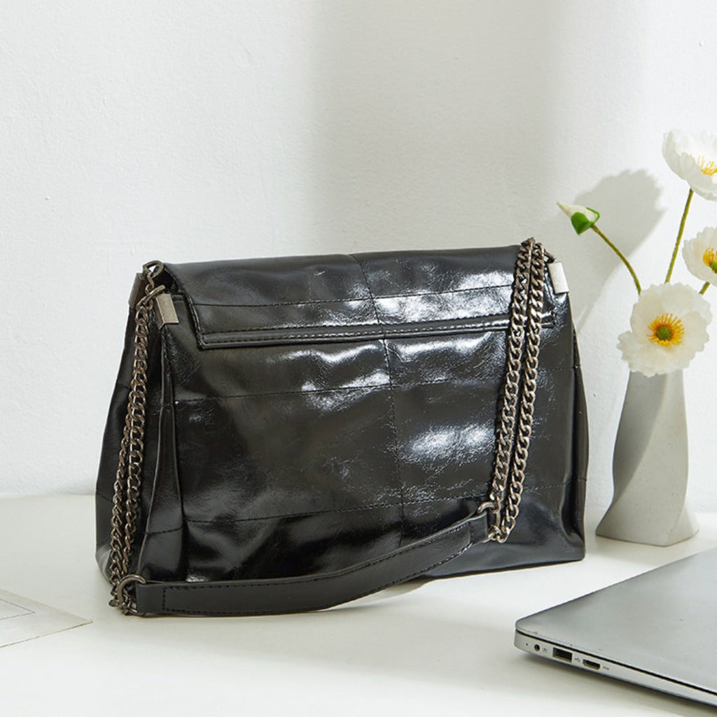 Crossbody shoulder quilted large capacity bag women, versatile commuter bag, chain crossbody bag, shoulder bag