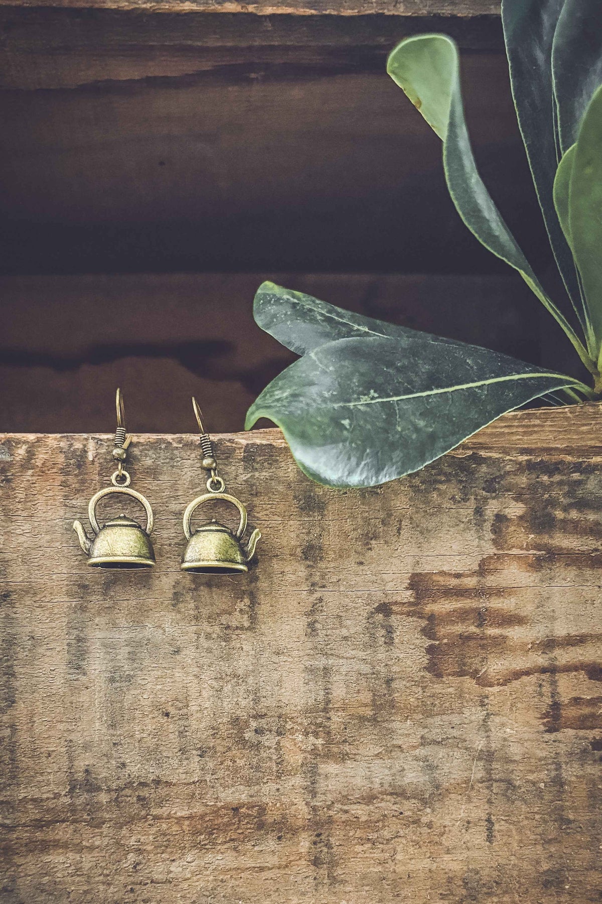 Adorable Tea Kettle Earrings