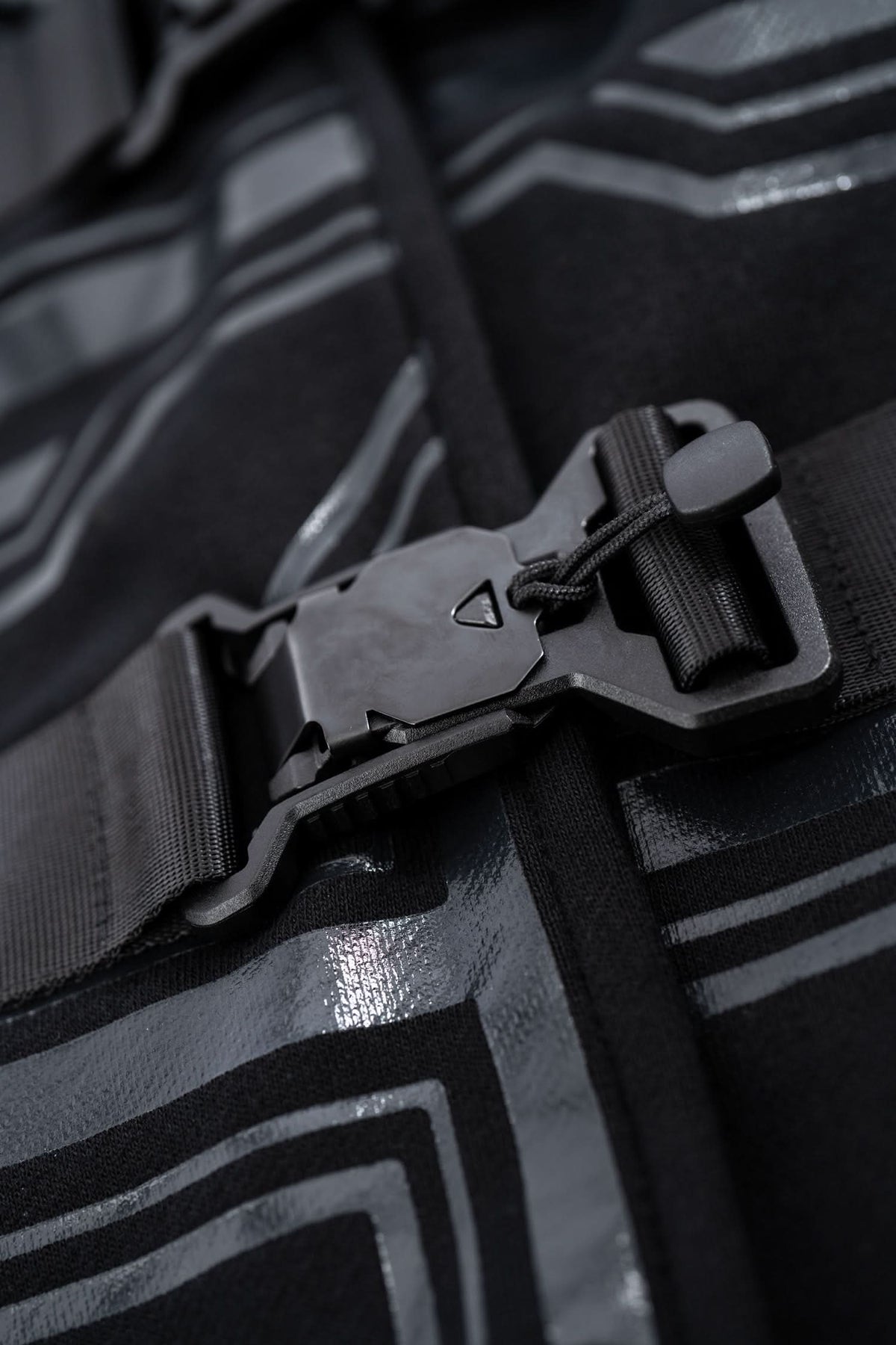 ZYPHR 2 BLACK