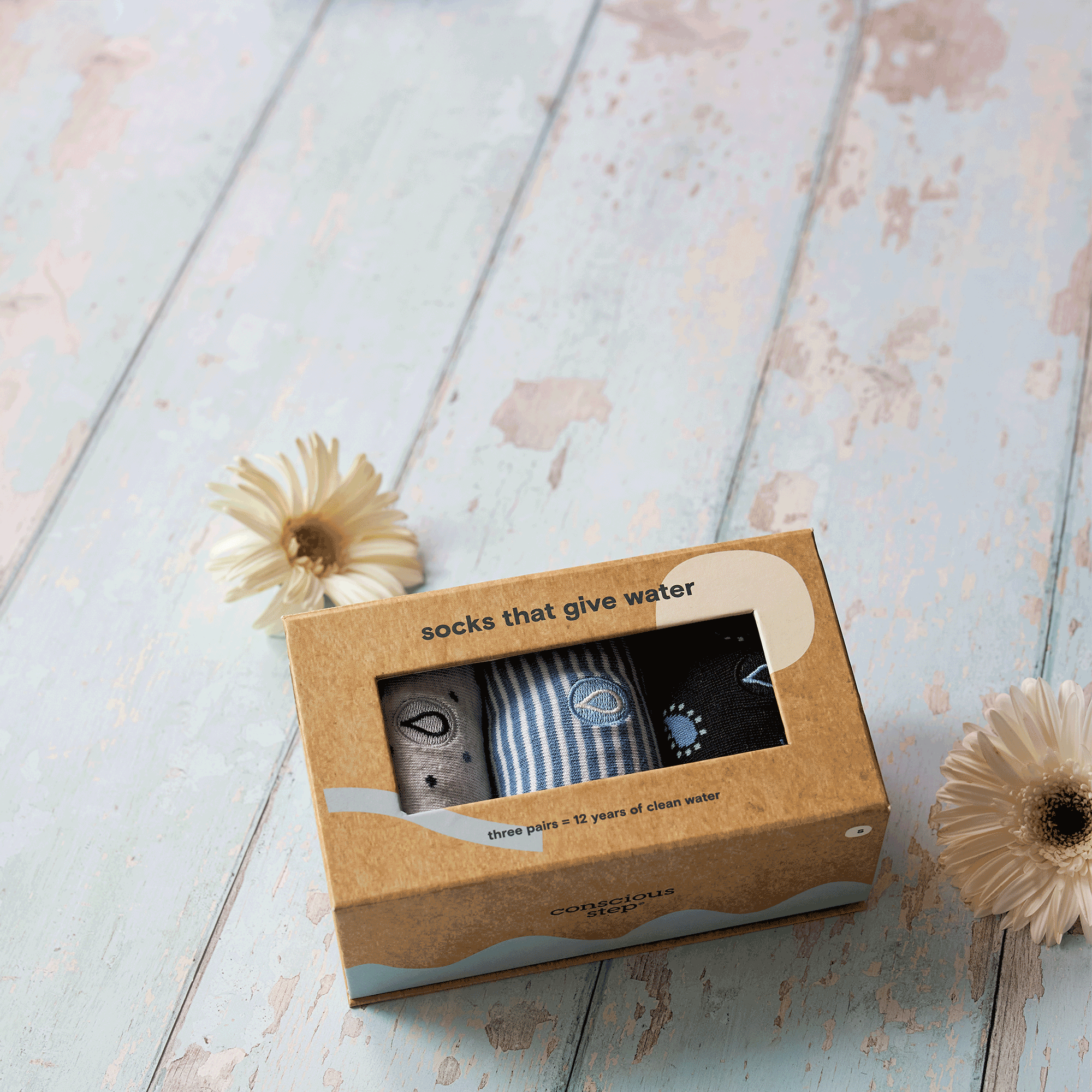 Give Water Gift Box
