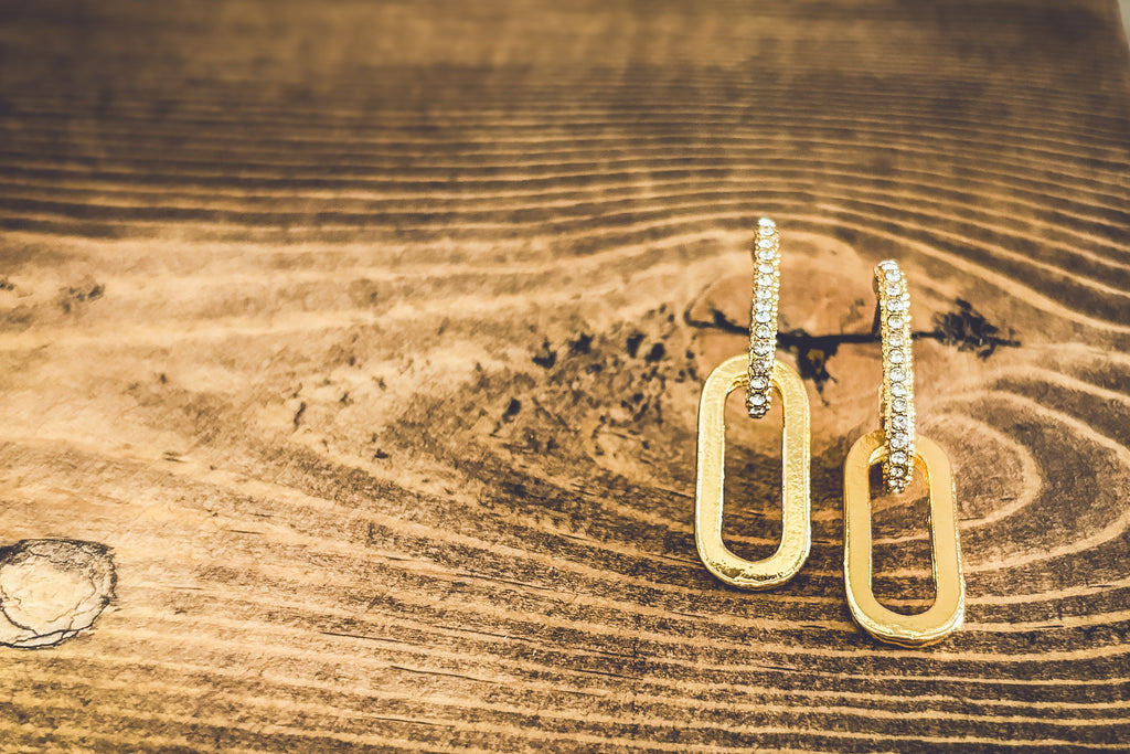 Beautiful Gold and Rhinestone Link Earrings