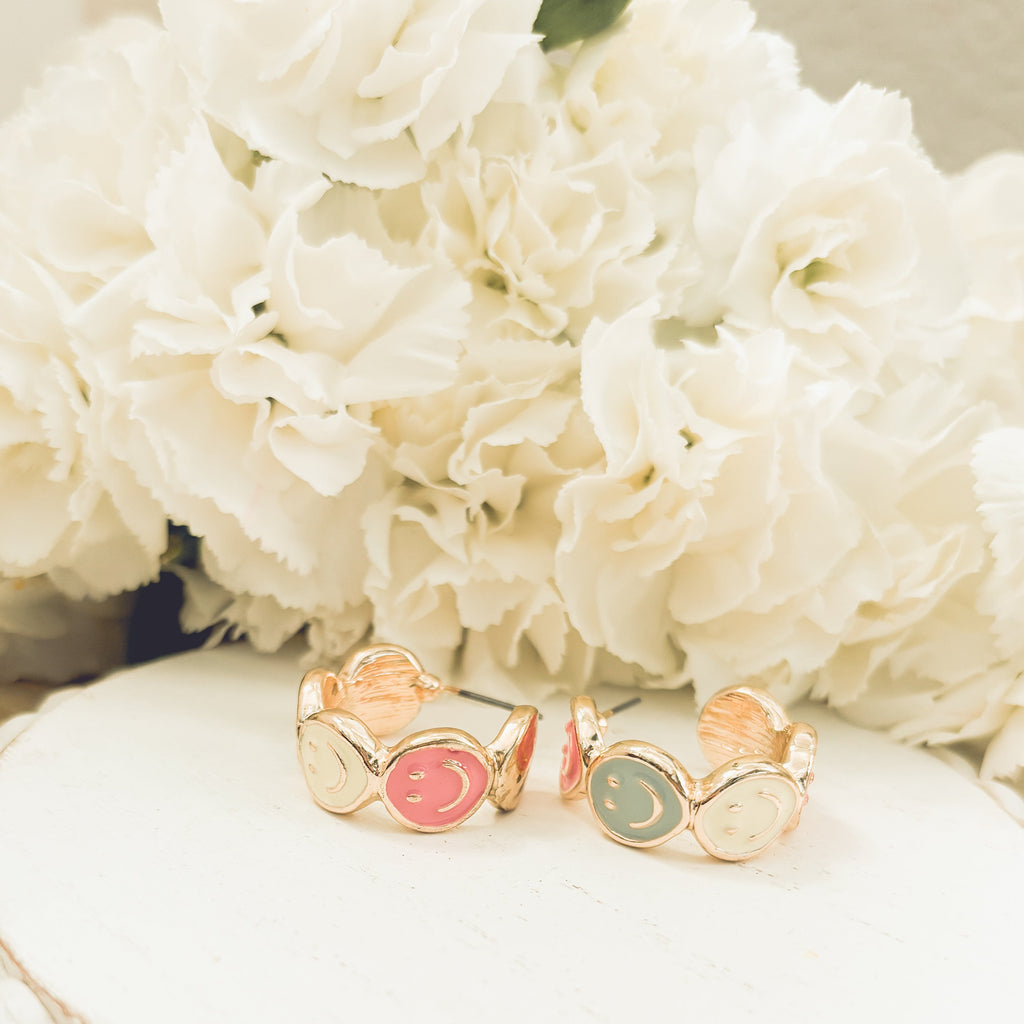 Adorable Smiley Face Hoop Earrings