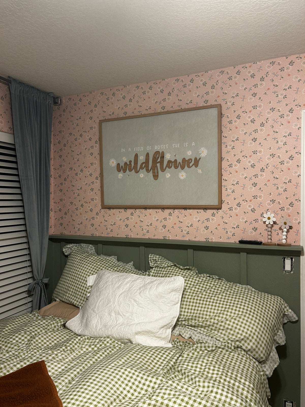 Fallon Wallpaper by House of Haricot