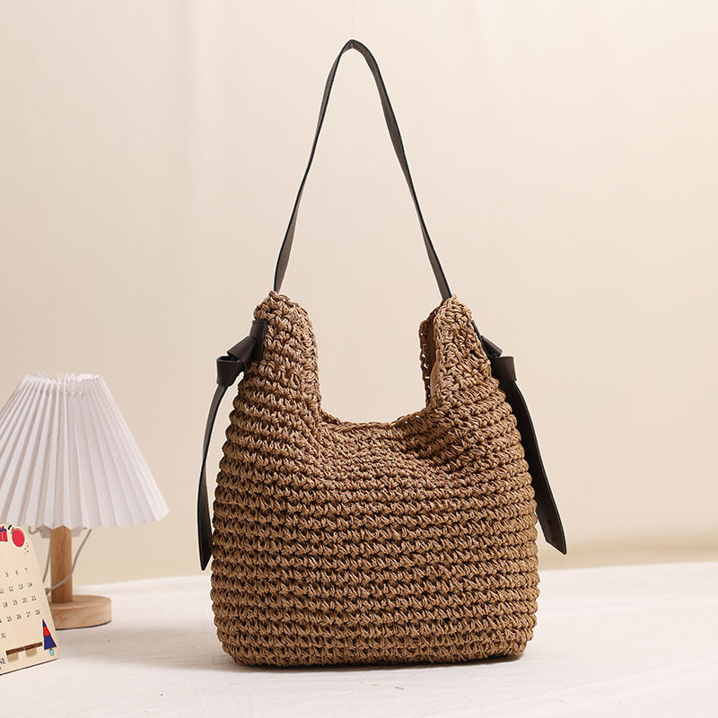 Tassel Large Capacity Straw Bag Niche Woven Bag Women Vacation Beach Bag Casual Shoulder Bag