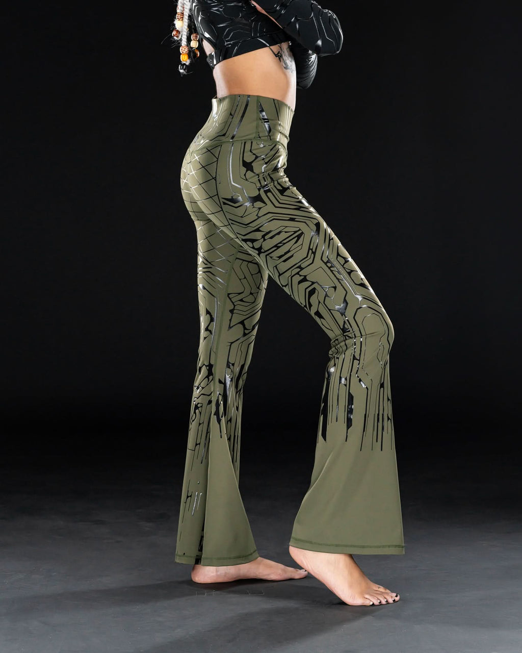 Future Flare leggings ( Olive )