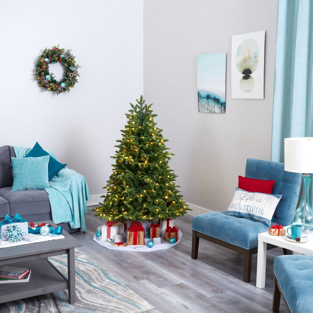 5’ Wyoming Fir Artificial Christmas Tree with 250 Clear LED Lights and 630 Bendable Branches