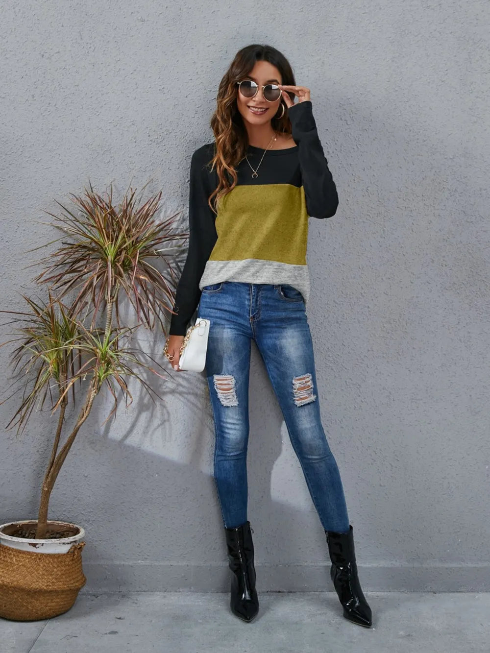 Color Block Round Neck Long Sleeve T-Shirt