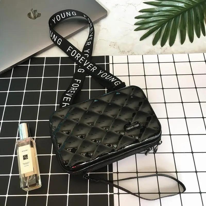 Delightful Designer Women Handbags For Women And Girls Small Shoulder Bag Women's Famous Clutch Bag