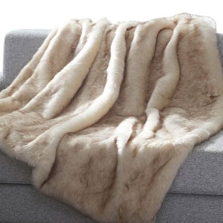Heavy Faux Fur Throw Blanket – Assorted Styles