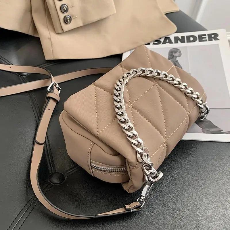 Modern Designer Metal Chain Clutches , Mini Shoulder Bag Satchel Style Nylon Small Crossbody Bags For Women And Girls