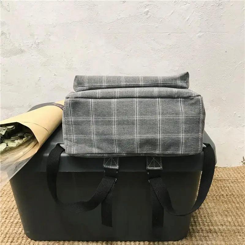 New Casual School Bag For Women And Girls Stylish Backpack Striped Book Packbags for Teenage