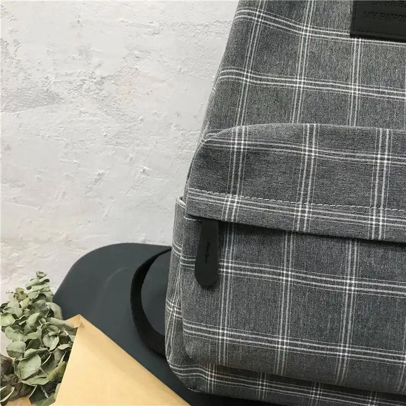 New Casual School Bag For Women And Girls Stylish Backpack Striped Book Packbags for Teenage