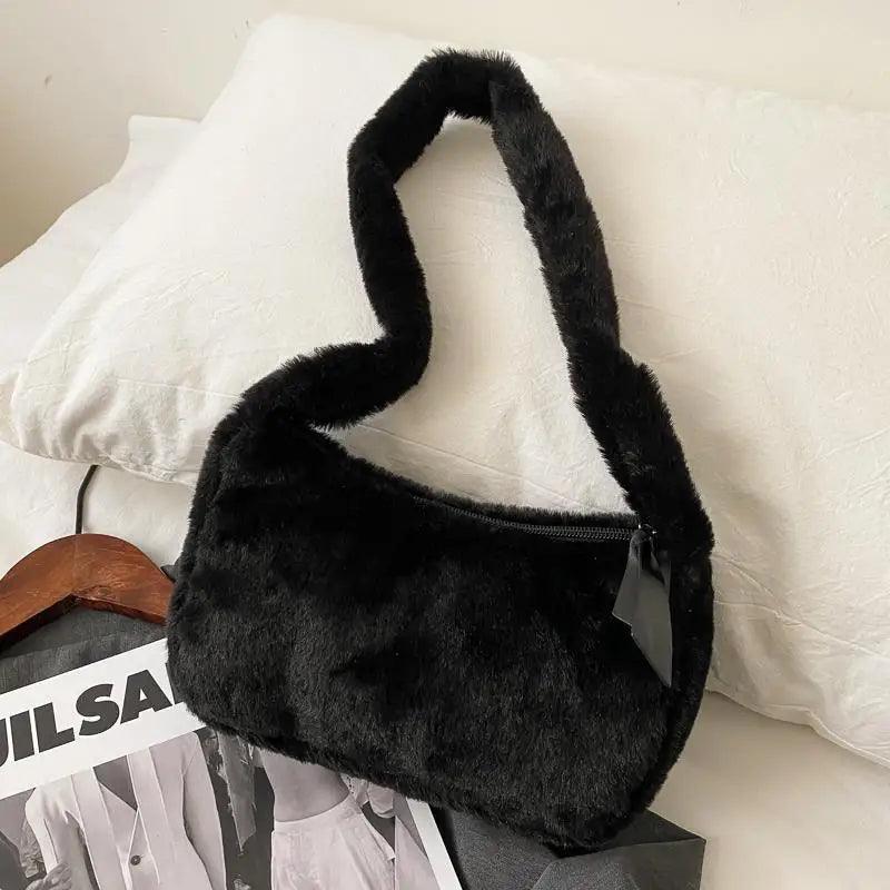 Simple And Stylish Women Soft Plush Winter Furry Shoulder Bags For Ladies And Girls Designer Clutch Handbag For Female