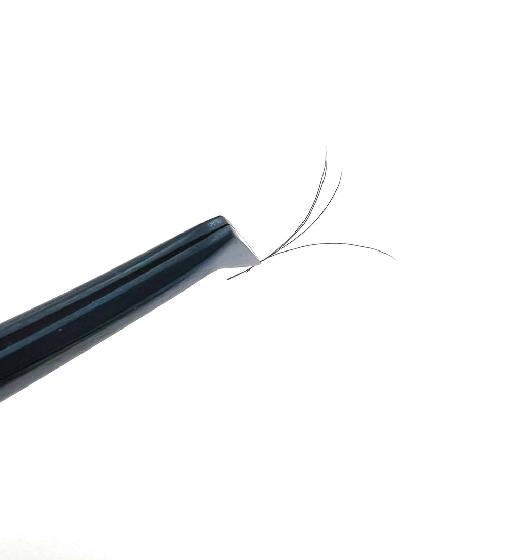 VIP V Type Easy Fan Lash Extensions 0.05 mm C Curl | 12-Line Tray